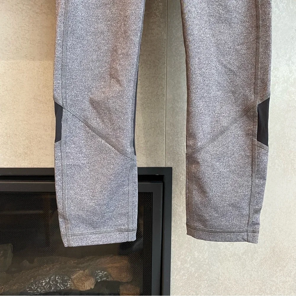 Lululemon Women’s Pace Rival Crop 22’ Leggings, Size 4